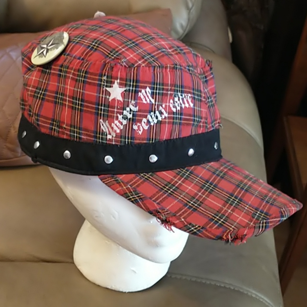 NWOT Punk Plaid Ballcap